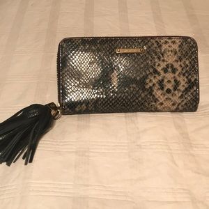 Stella & Dot Snakeskin Wallet